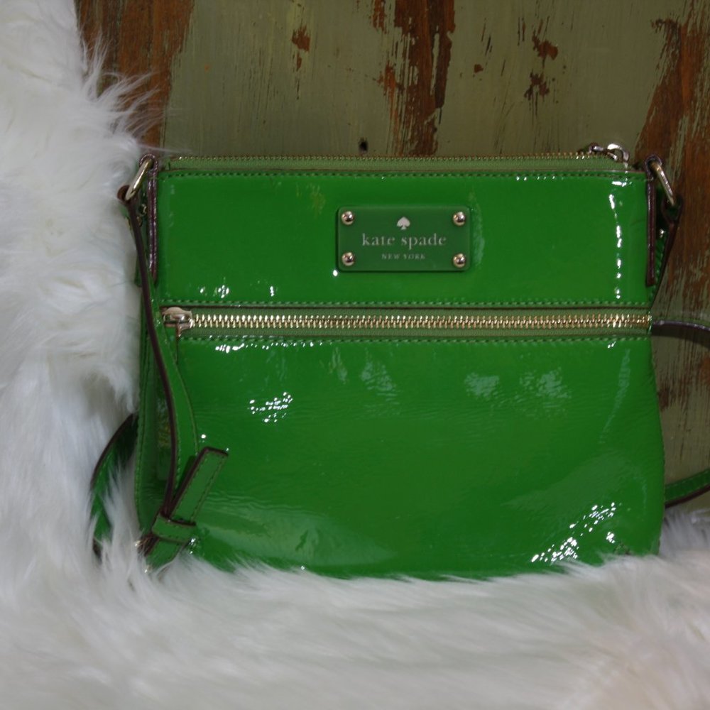 Adorable, vintage, Kate Spade Shoulder/Cross body